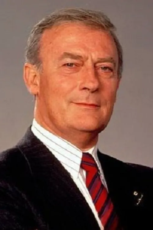 Photo of Edward Woodward