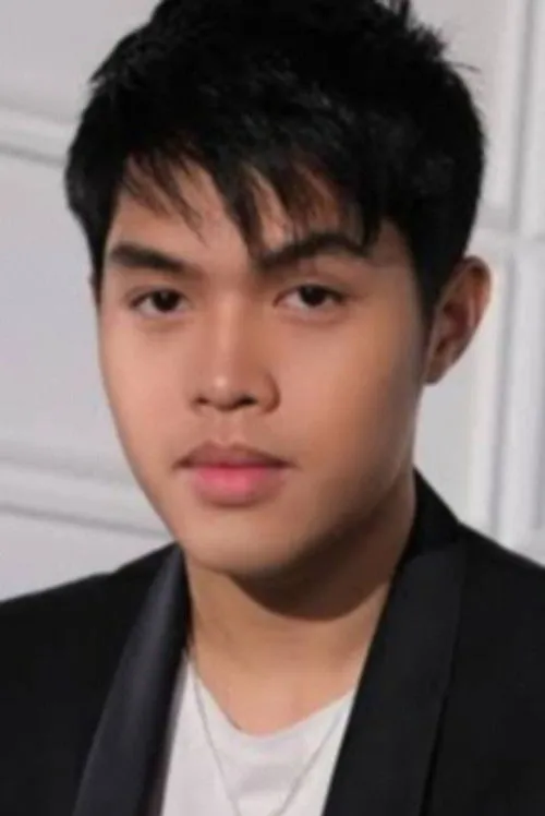 Photo of Elijah Canlas