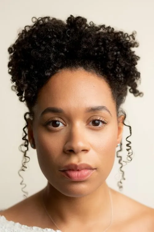 Photo of Ellouise Shakespeare-Hart