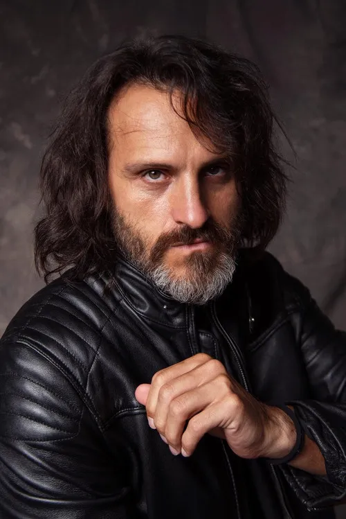 Photo of Emiliano Hasan