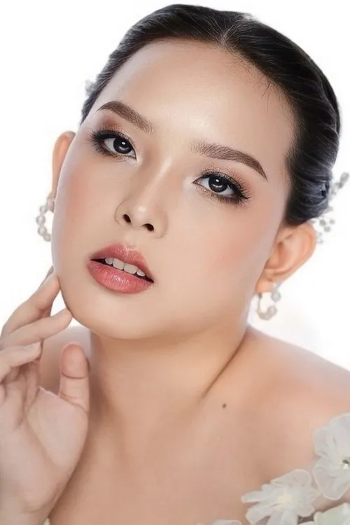 Photo of Emily Louise Lustan