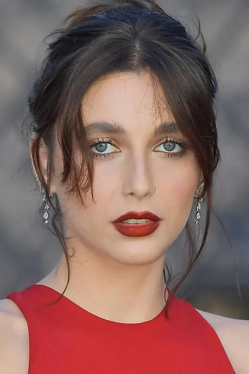 Photo of Emma Chamberlain