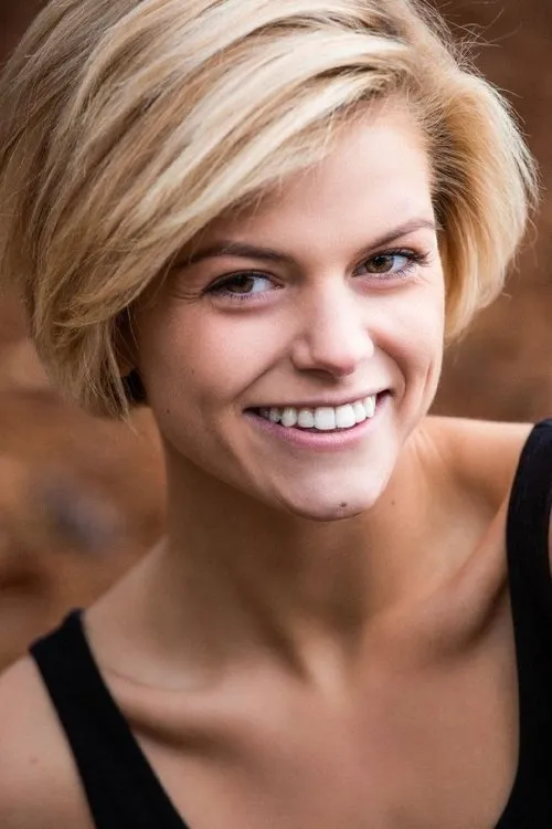 Photo of Emma Elle Roberts