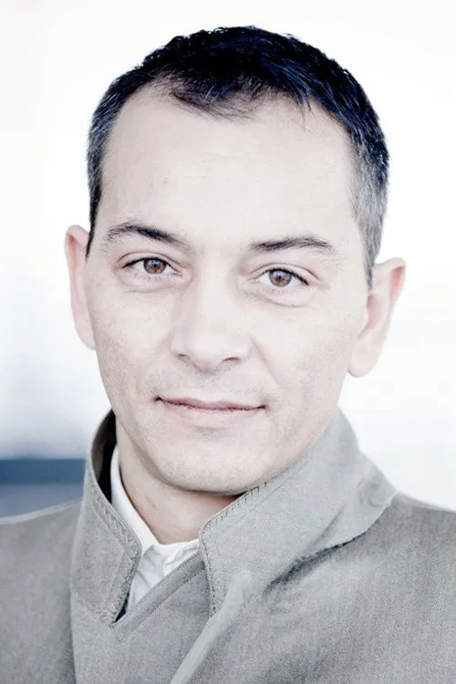 Photo of Éric Génovèse