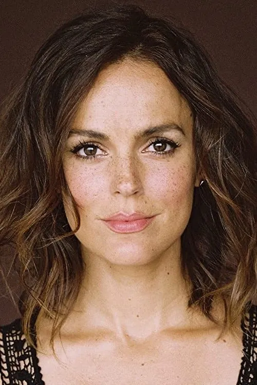 Photo of Erin Cahill