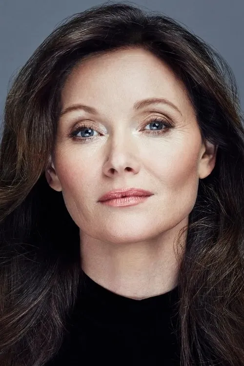 Photo of Essie Davis