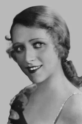 Photo of Evelyn Holt