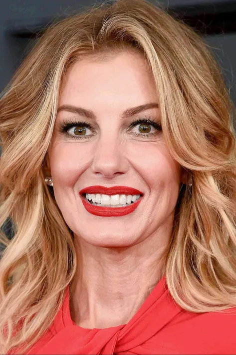 Photo of Faith Hill