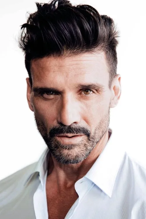 Photo of Frank Grillo