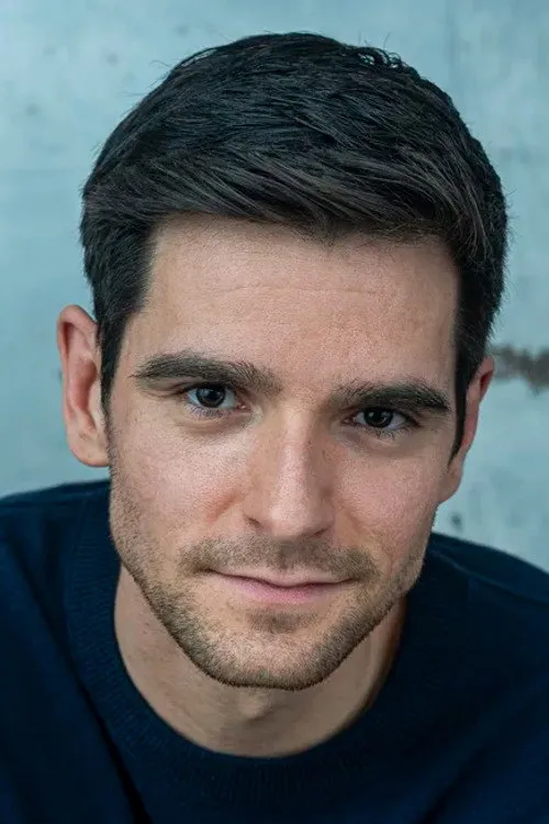 Photo of Gabriel Coles