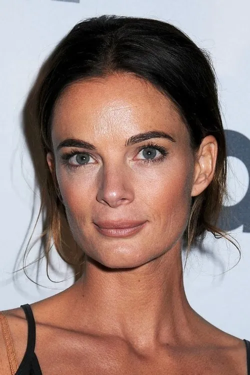 Photo of Gabrielle Anwar
