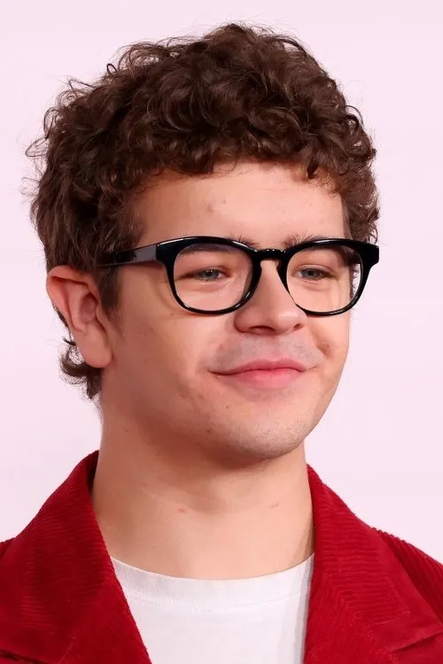 Photo of Gaten Matarazzo