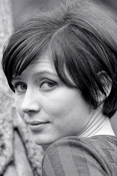 Photo of Gay Hamilton