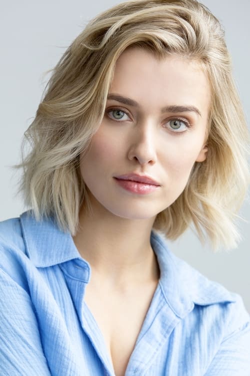 Photo of Genevieve DeGraves