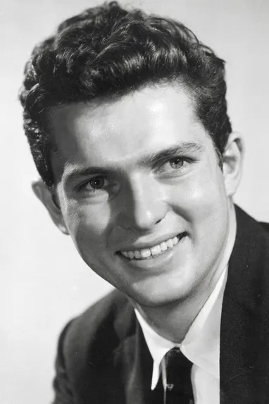 Photo of Geoffrey Horne