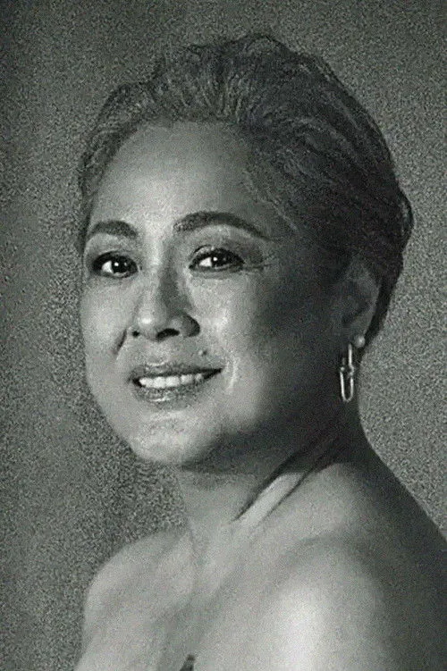 Photo of Gina Alajar