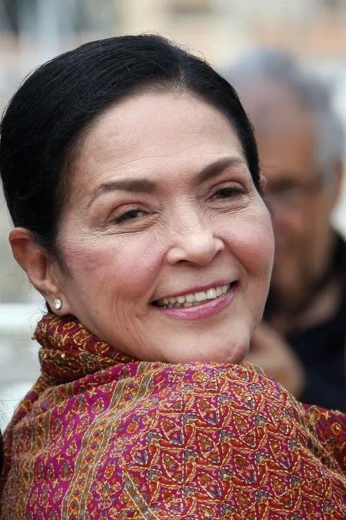 Photo of Gina Pareño