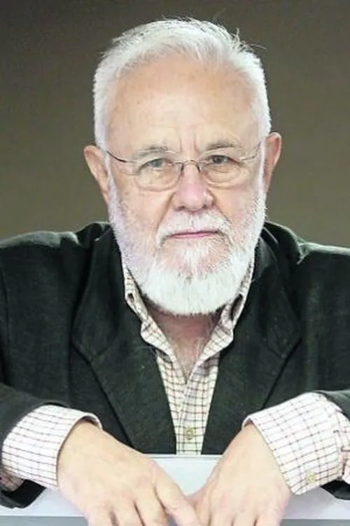 Photo of Gonzalo Suárez