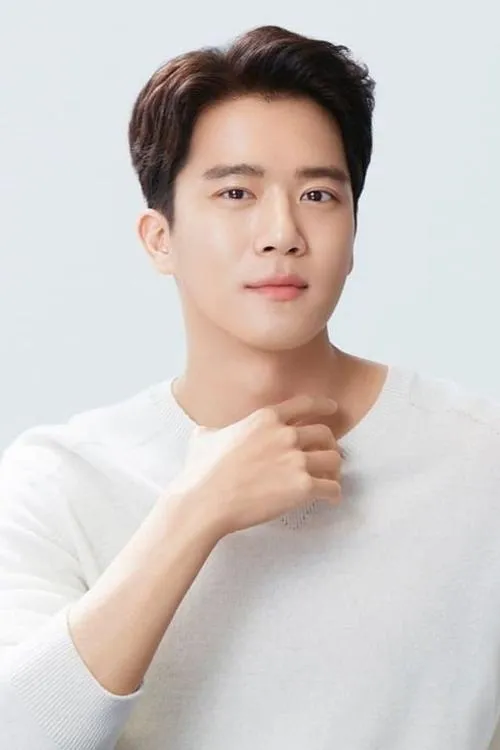 Photo of Ha Seok-jin