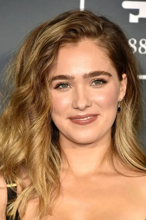 Photo of Haley Lu Richardson