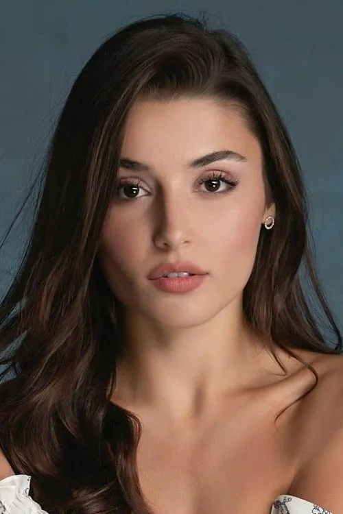 Photo of Hande Erçel