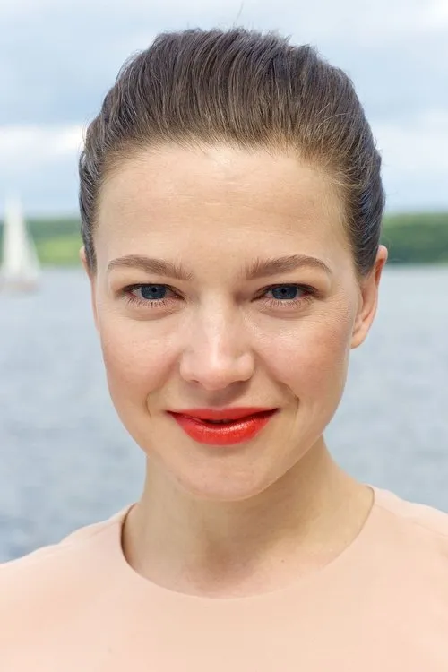 Photo of Hannah Herzsprung