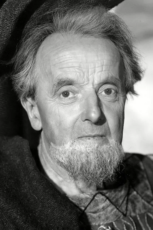 Photo of Harcourt Williams