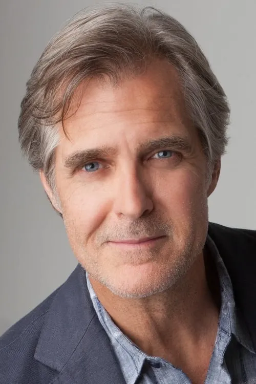 Photo of Henry Czerny