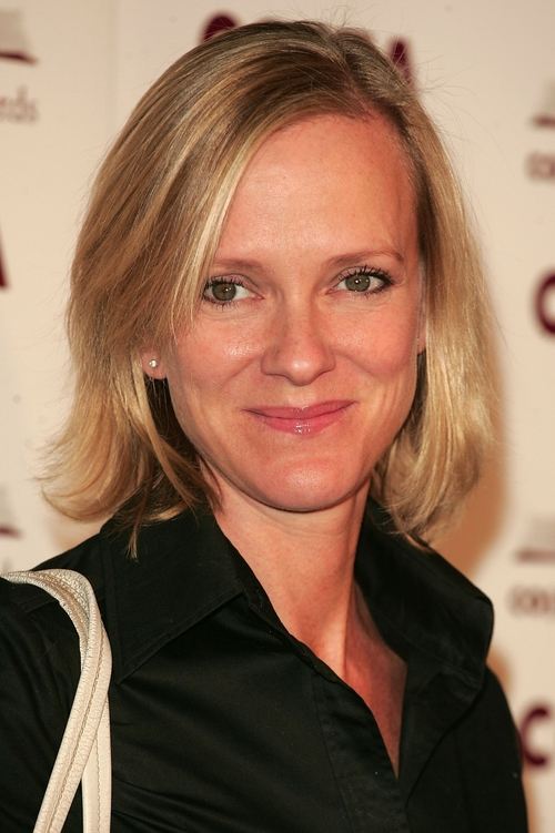 Photo of Hermione Norris