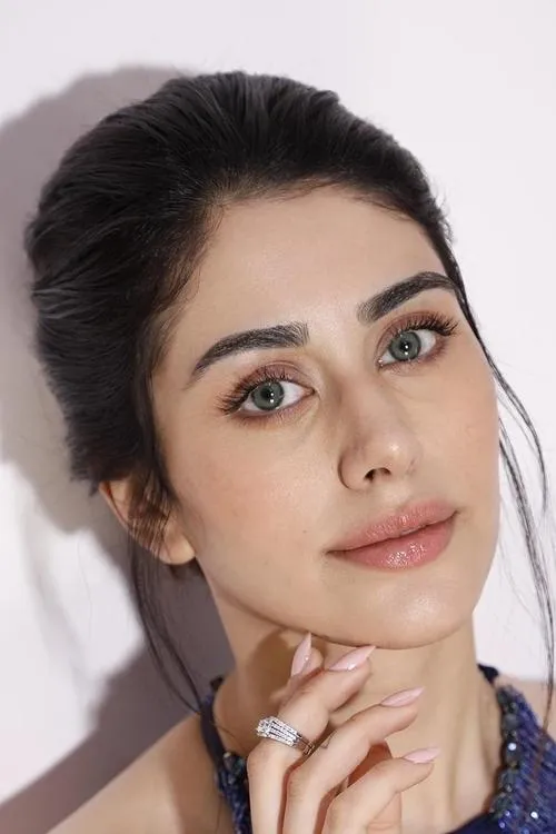 Photo of Hira Warina