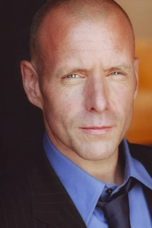 Photo of Hugh Dillon