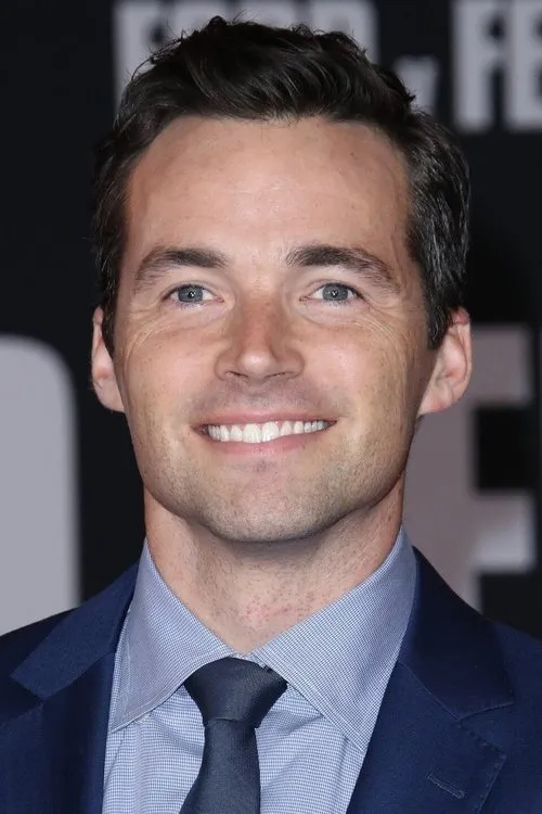Photo of Ian Harding
