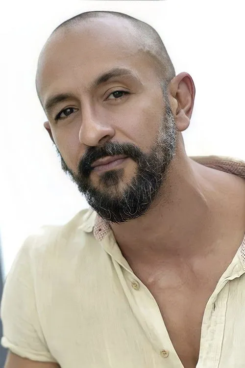 Photo of Irandhir Santos