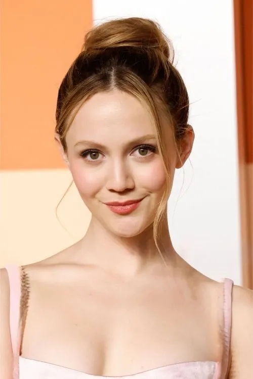 Photo of Iris Apatow