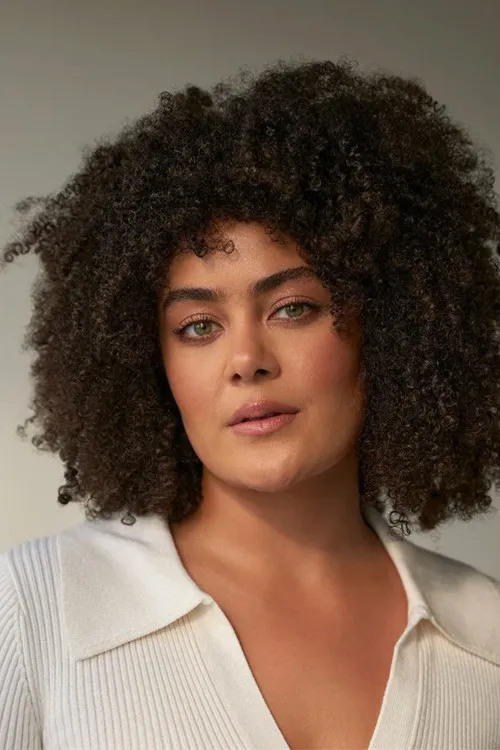 Photo of Izuka Hoyle