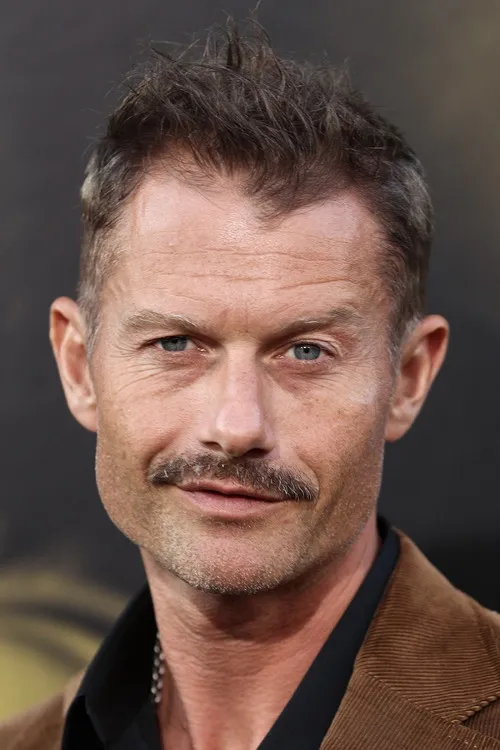 Photo of James Badge Dale