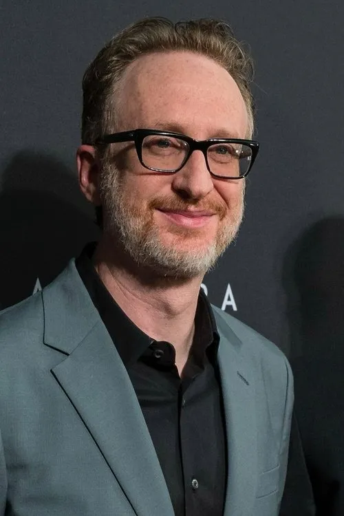 Profile photo of James Gray