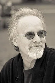 Profile photo of James Kahn