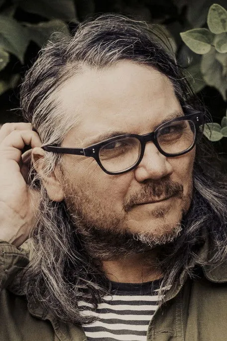 Profile photo of Jeff Tweedy