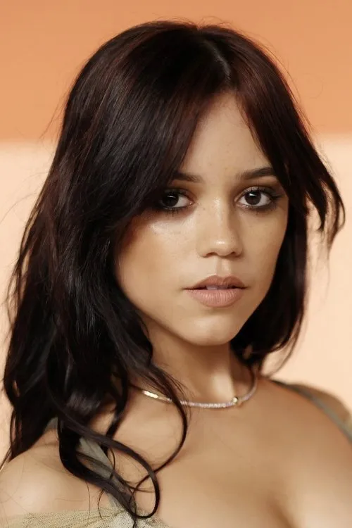 Photo of Jenna Ortega