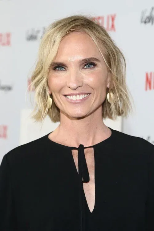 Profile photo of Jennifer Fox