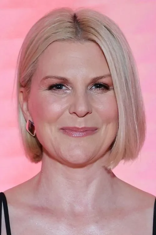 Photo of Jennifer Robertson