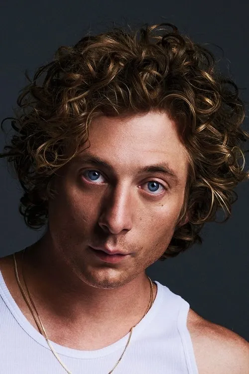 Photo of Jeremy Allen White