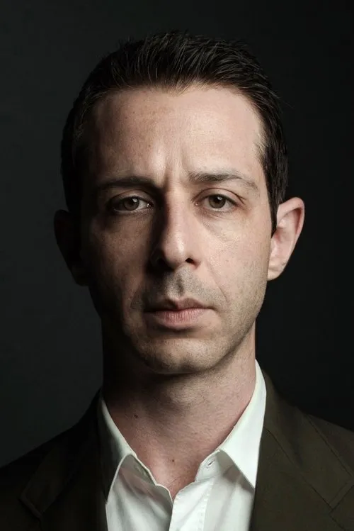 Photo of Jeremy Strong