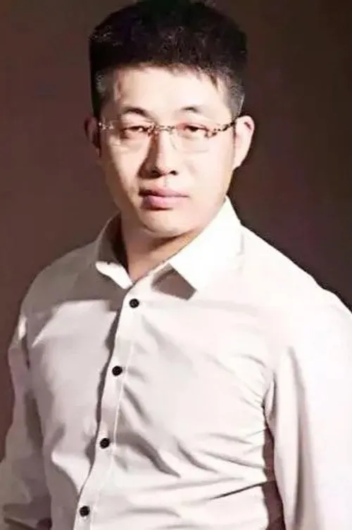 Photo of Jingbo Guo