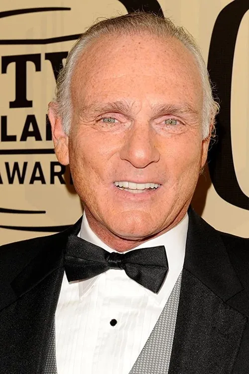 Profile photo of Joe Regalbuto