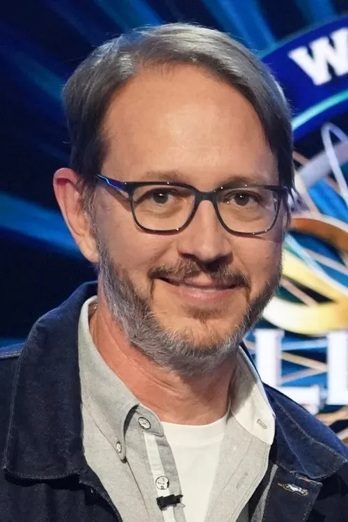 Photo of Jonathan Groff