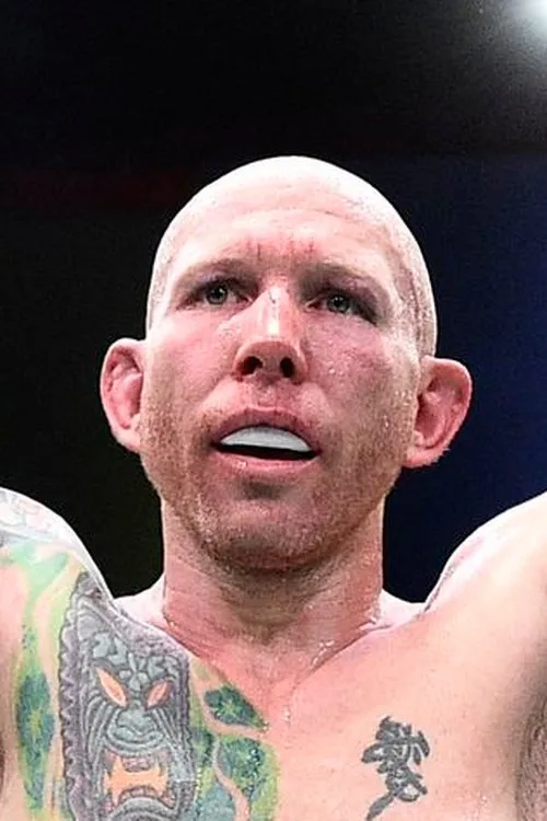 Photo of Josh Emmett