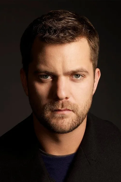 Photo of Joshua Jackson
