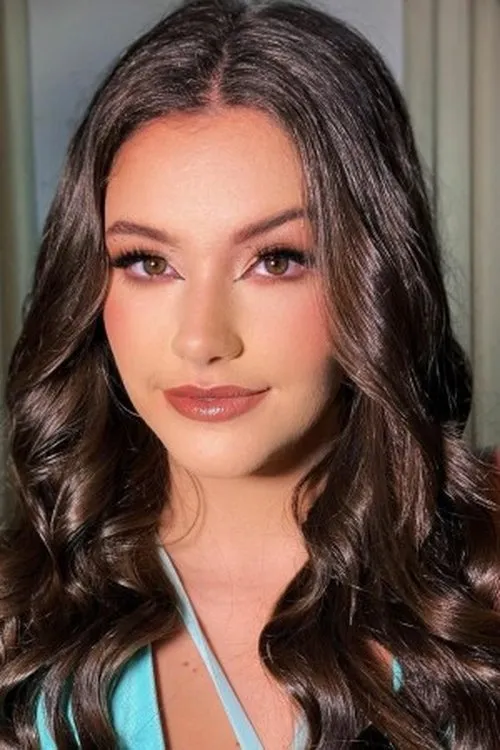 Photo of Julia Helen